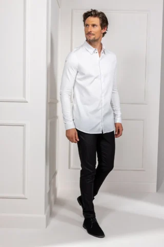 																	blanc														